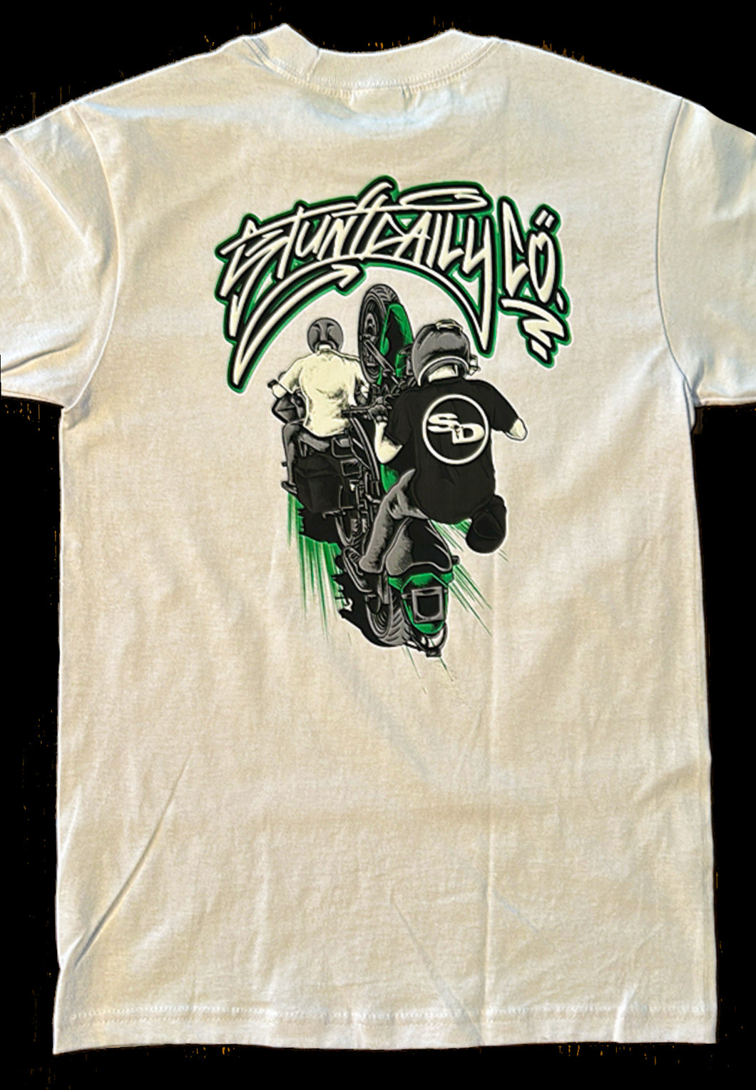 A) 610 drop back T / white
